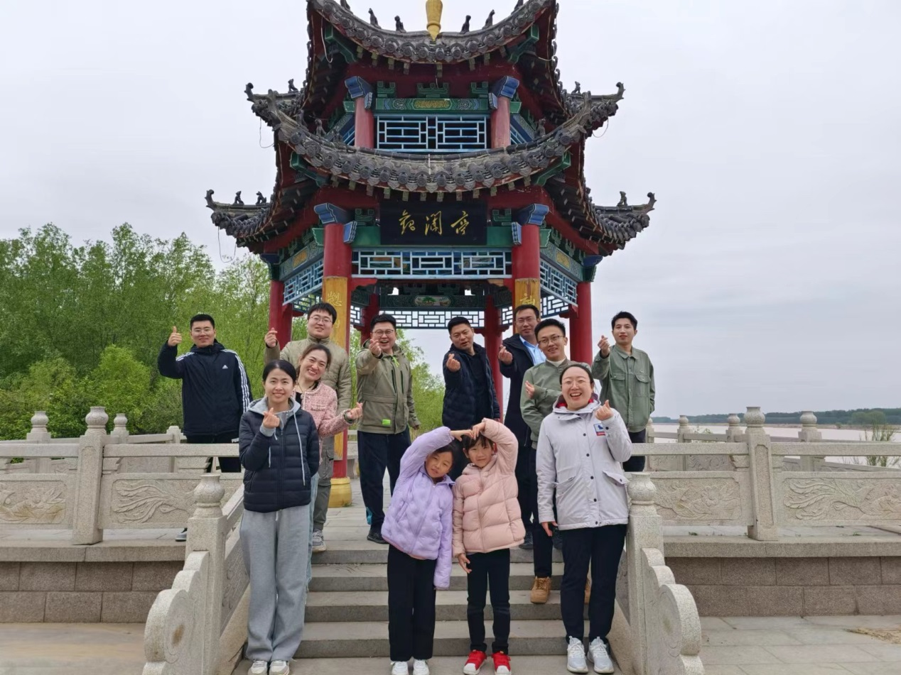 建行东营利津支行:成功开展“心系员工 凝心聚力 共创未来”健步行暨首届网点员工节庆祝活动