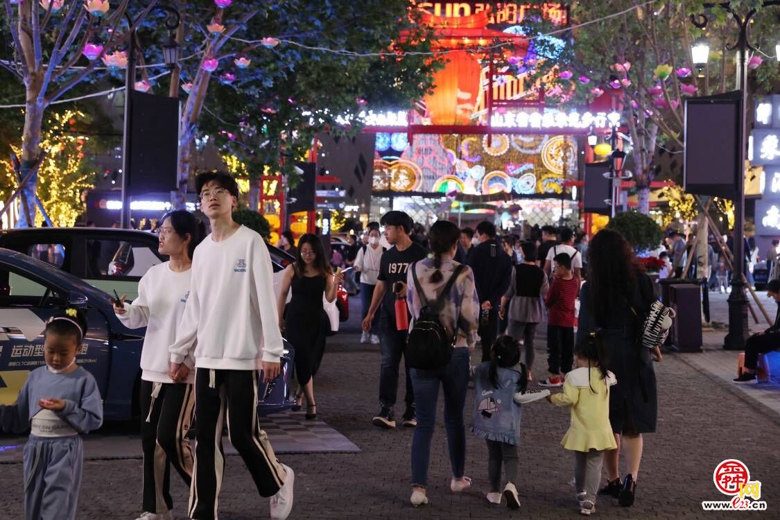 假期第四天22家景区共接待游客65.63万人次 济南文旅市场呈现供需两旺