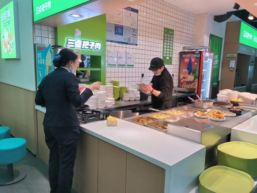 民生银行济南自贸区支行组织开展2023年“全民国家安全教育日”宣传活动