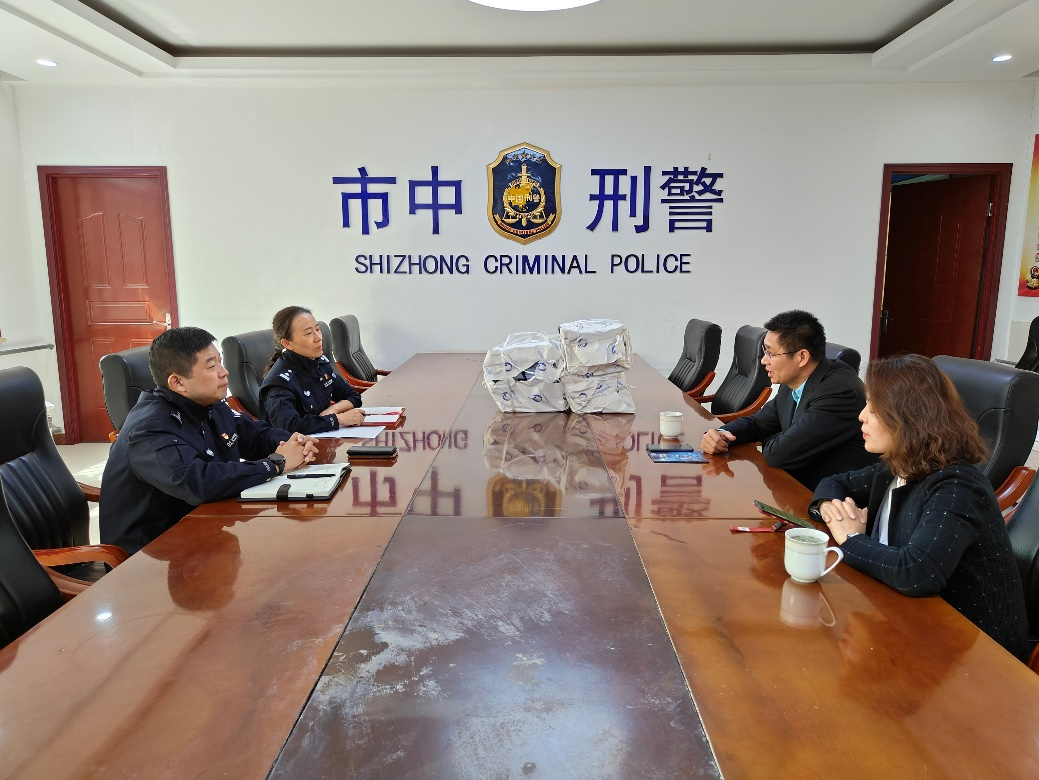 平安人寿山东分公司联名市中区公安分局，不断夯实群众反诈意识