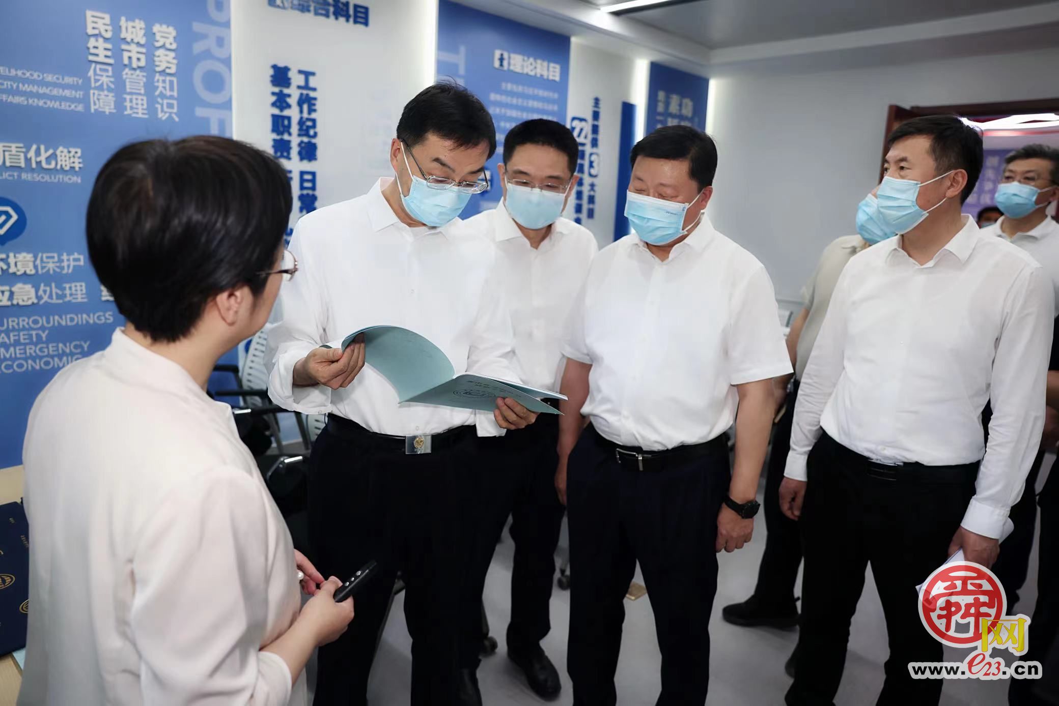 刘强：始终坚持党建引领 聚焦群众关心关切 持续提升基层治理体系和治理能力现代化水平
