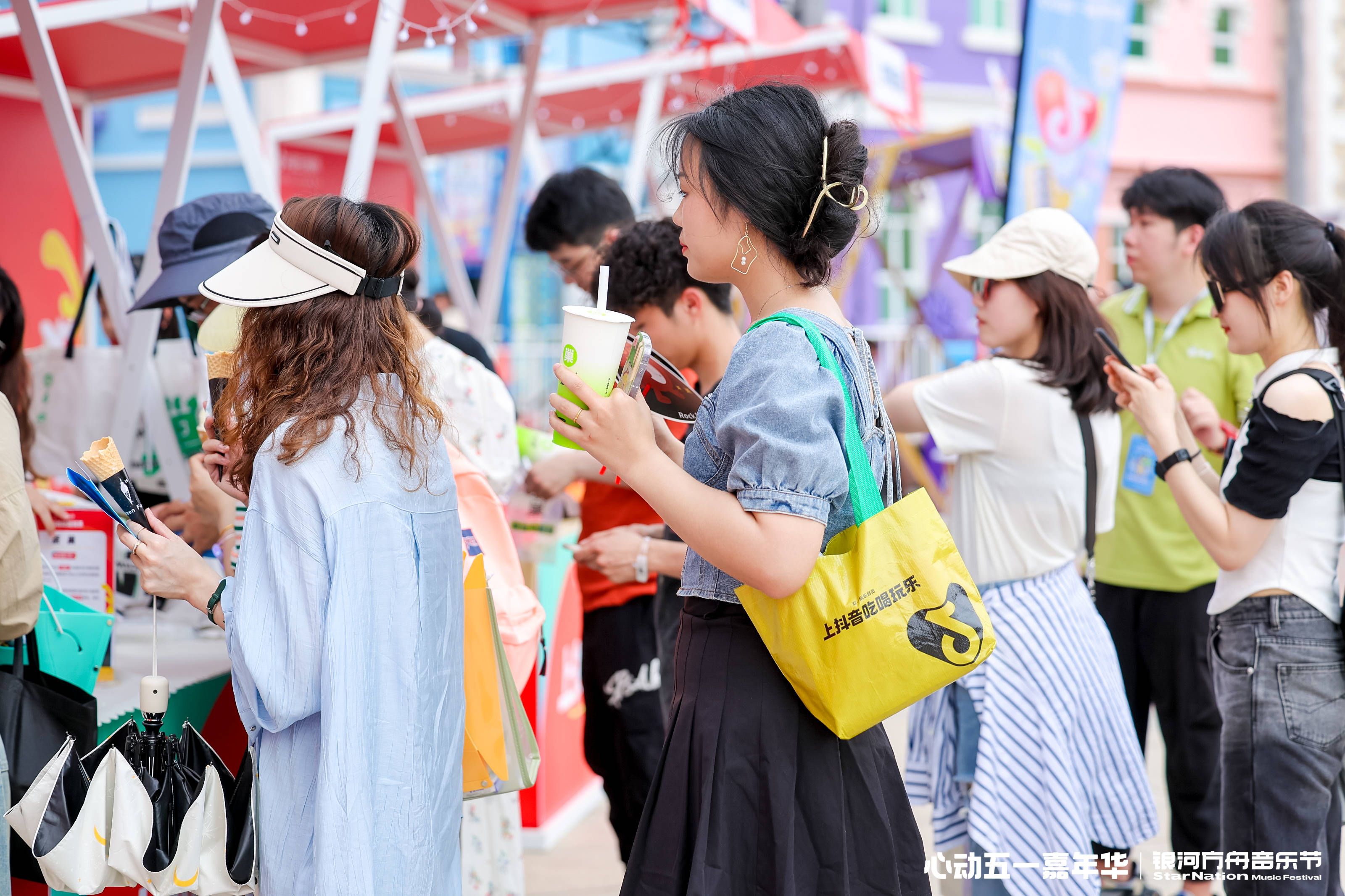 抖音生活服务“心动五一”活动圆满落幕 为节点营销带来新思路 