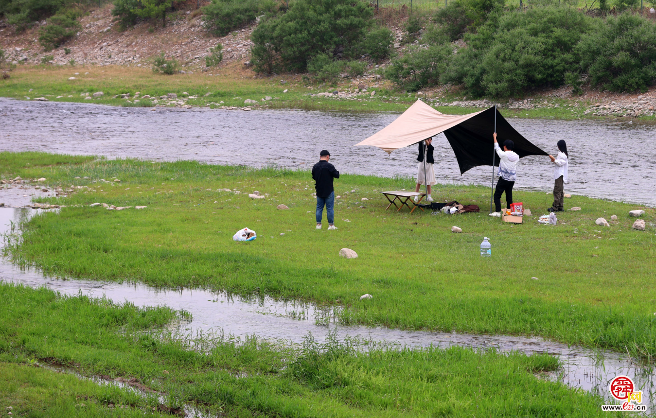济南周末郊游升温 玉符河成露营休闲圣地