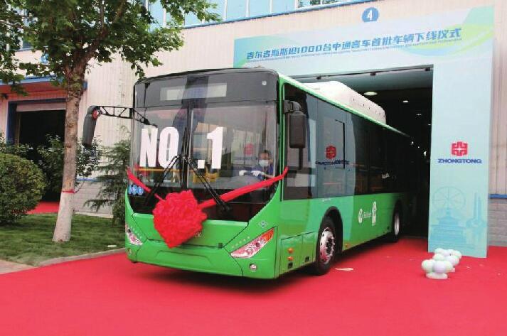 1000台山东造客车出口吉尔吉斯斯坦 吉国总统亲自来提车 此次出口一举创下两个新纪录