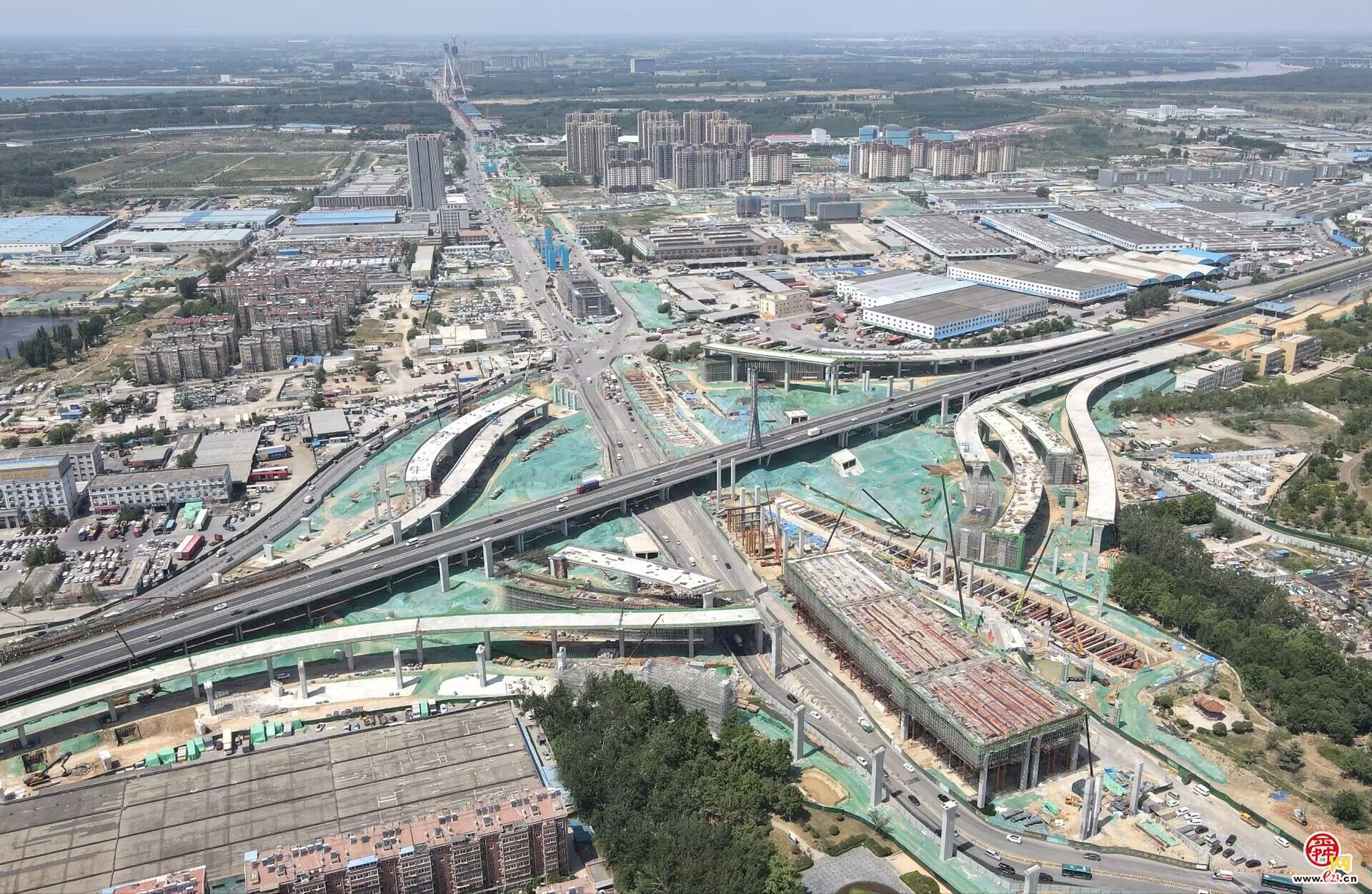 新建零点立交即将“牵手”二环东路高架路