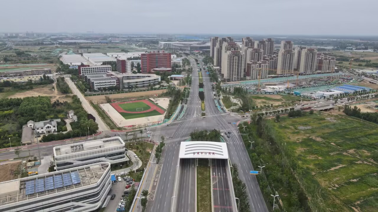 标识上岗，济南黄河北交通大动脉颜值提升