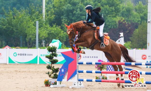 “鲁能杯”2023年中国马术场地障碍冠军杯赛开赛