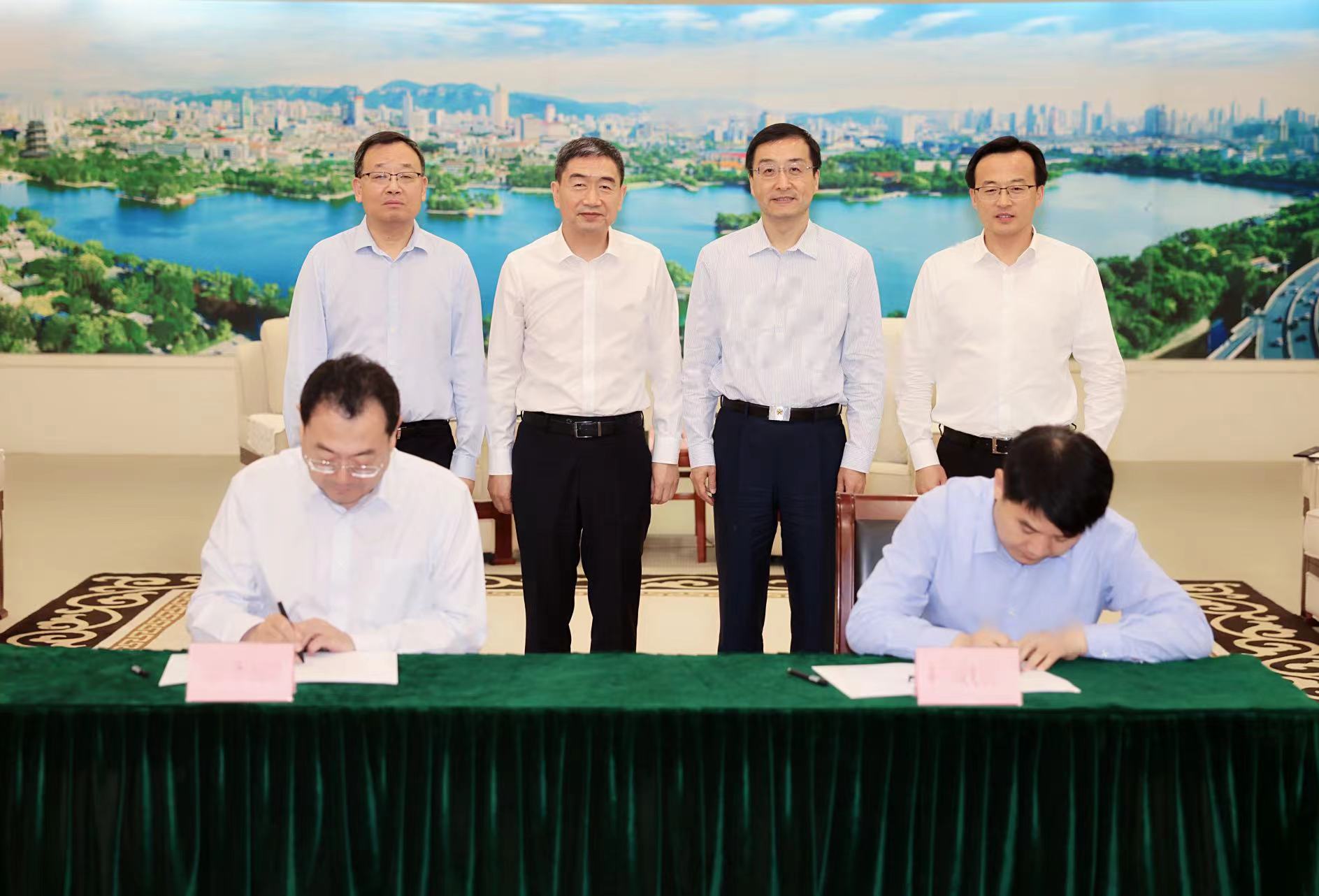 济南市政府与中国农业银行签署战略合作协议 刘强会见付万军一行并见证签约