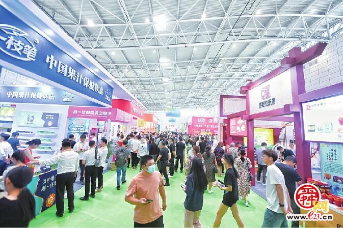 三大展会同步绽放山东国际会展中心 周末逛展尝尽全国美味