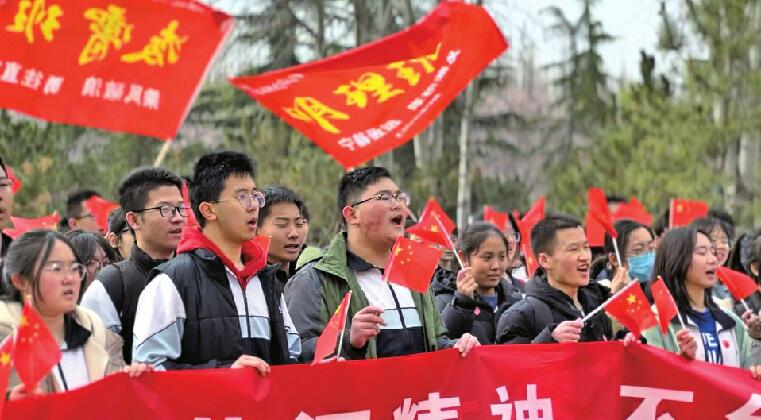 正能量场域 源于每一个闪闪发光的你！全环境育人“生态圈”赋能九中学子向上生长