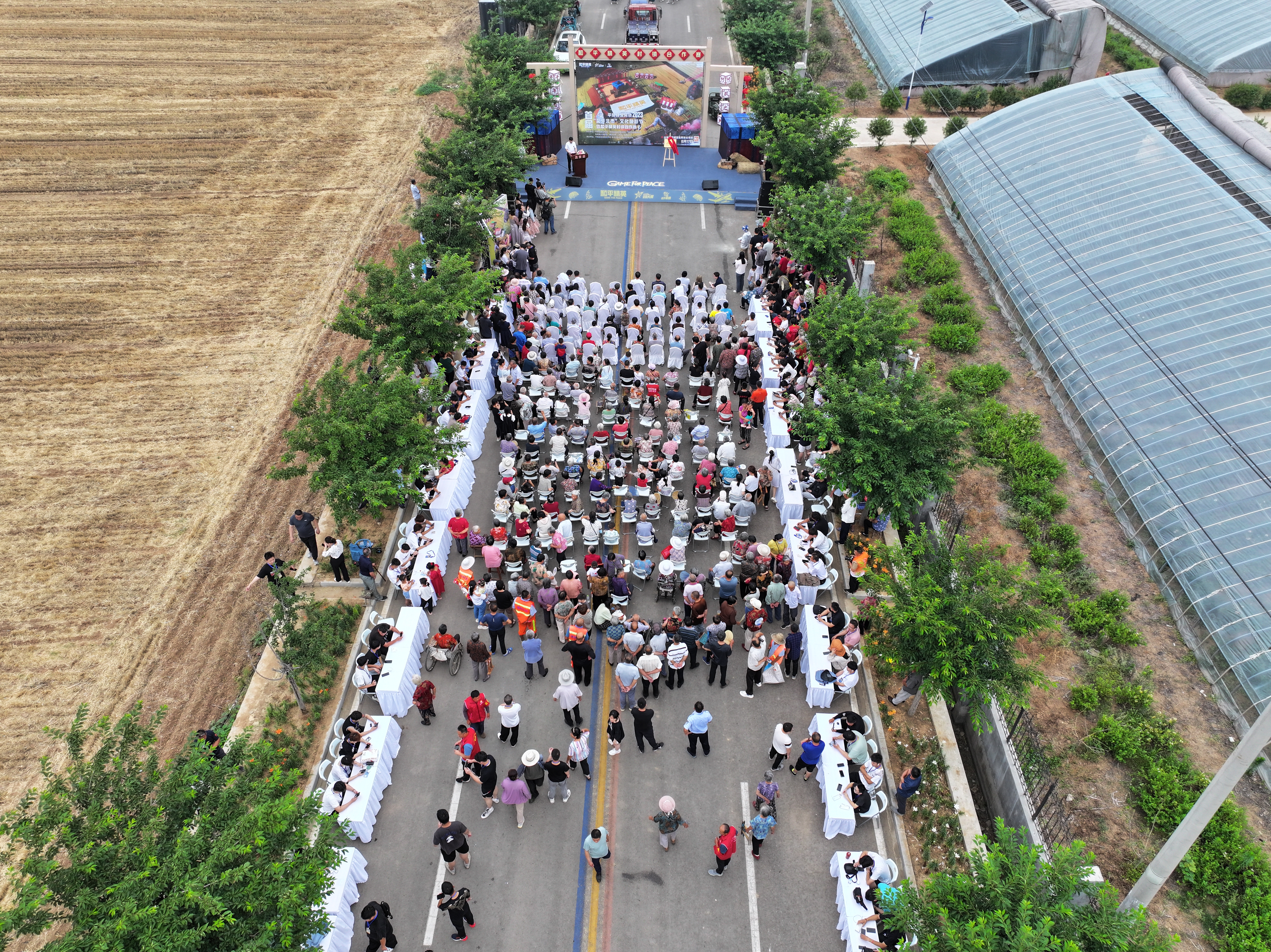 融媒·见证丨当“潮玩”电竞碰撞济南乡村——“和平精英”，麦田集结！