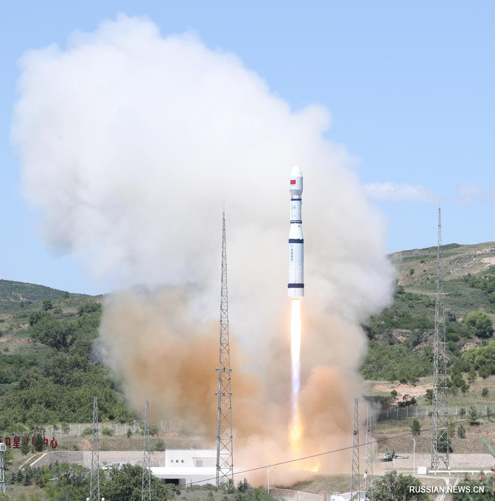 Китай успешно запустил в космос новый экспериментальный спутник