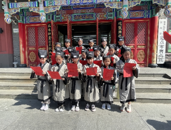 平安银行济南分行组织开展“一家老小金融行”系列宣传活动