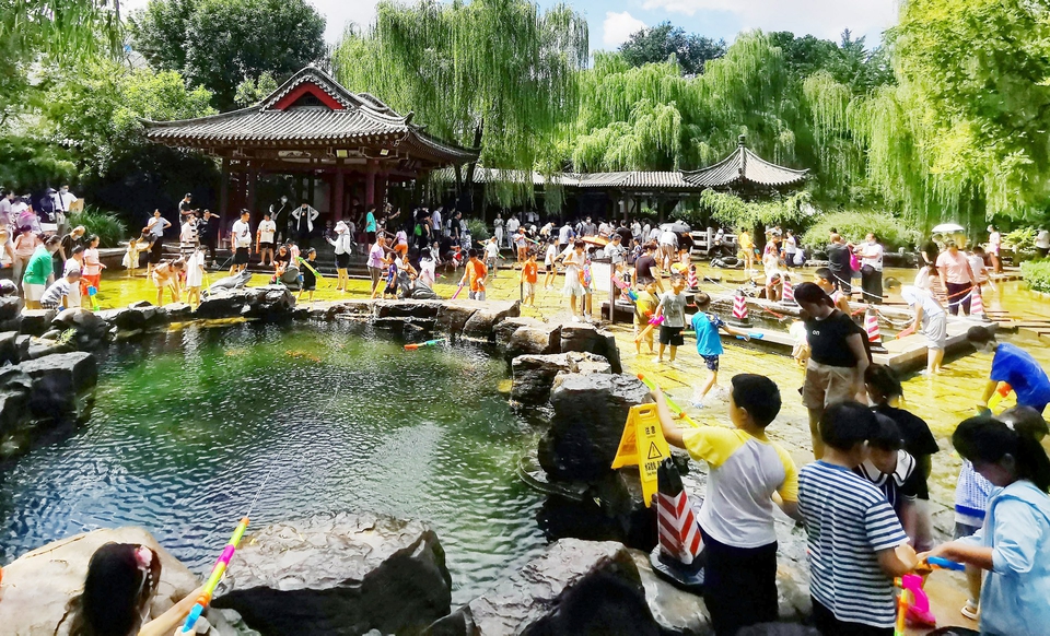 明日依旧40℃！济南继续发布高温“红警” 未来一周高温不下线