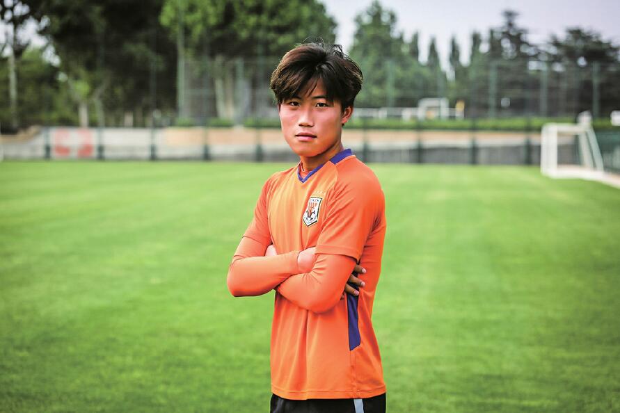 泰山小将足协杯赛场闪光 每一朵花都有自己的春天