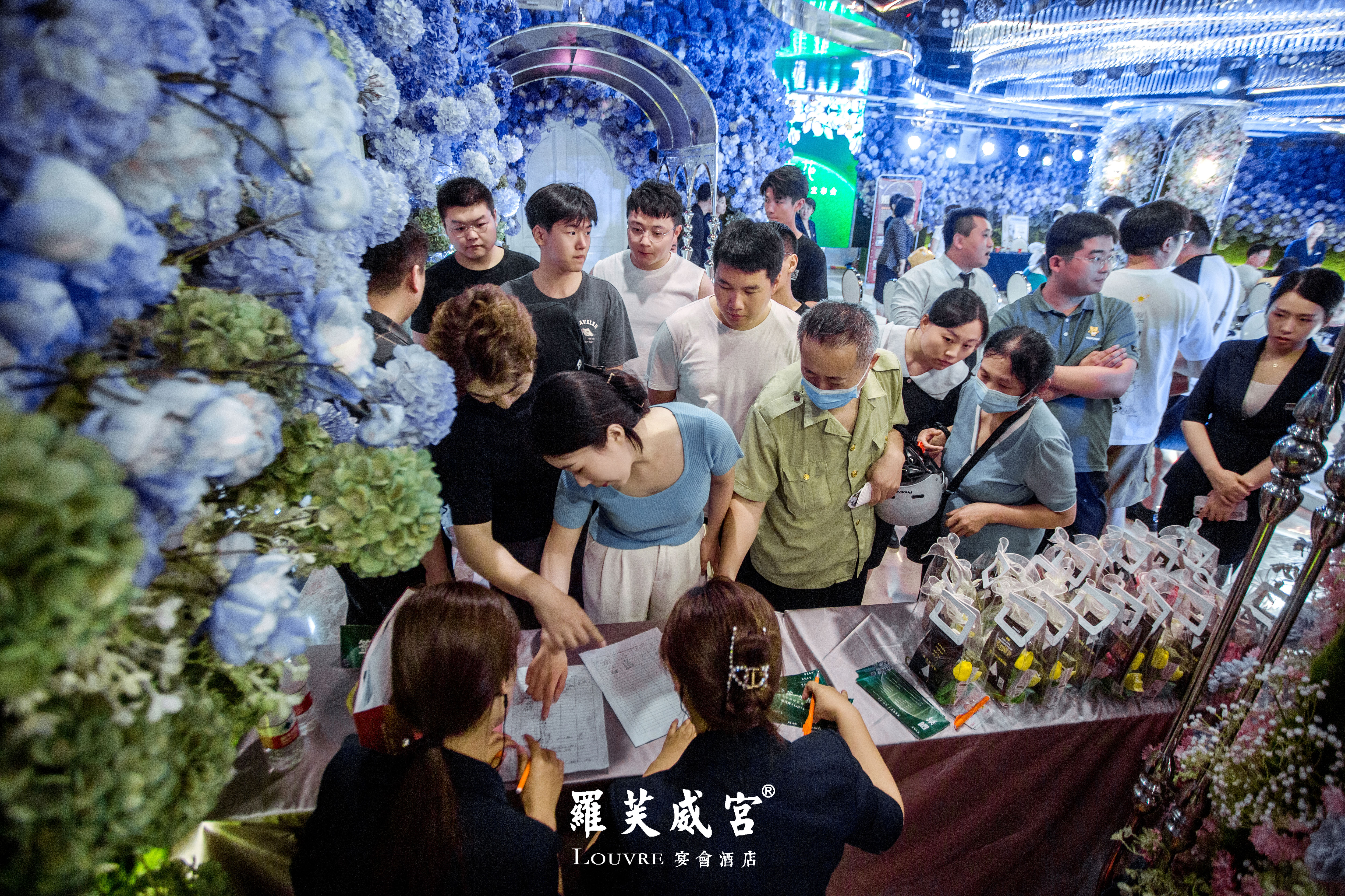 「泺地·生花」罗芙威宫泉城路店新厅发布会圆满举行。