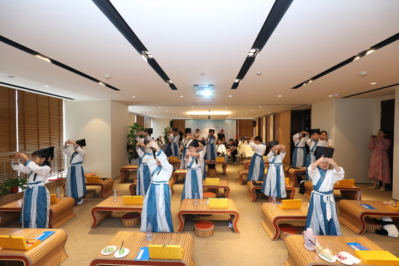 平安银行济南分行成功举办“家风传承·成长礼”国学讲堂