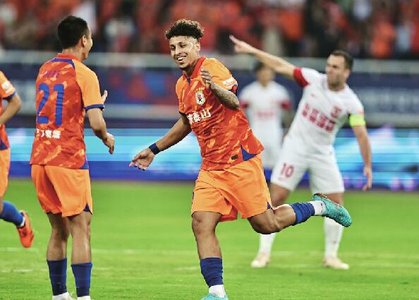 山东泰山VS上海申花：崔康熙战旧主 泰山队欲“复仇”