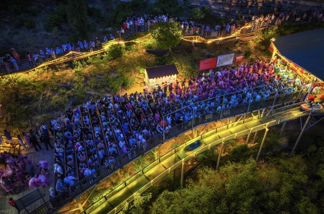 山东淄博：高质量金融服务助力产业升级 “金融+文旅”提振人间烟火气