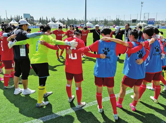 Das chinesische Mädchenfußballteam besiegt Brasilien durch Elfmeterschießen und trifft im Halbfinale auf Deutschland