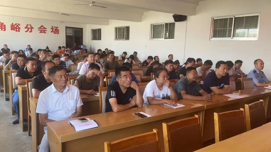 山东平安产险：联合交警开展“一盔一带，安全常在”平安守护者行动