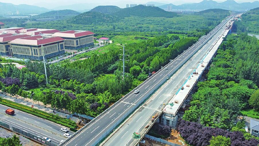 济广高速改扩建项目西侧新建高架现雏形