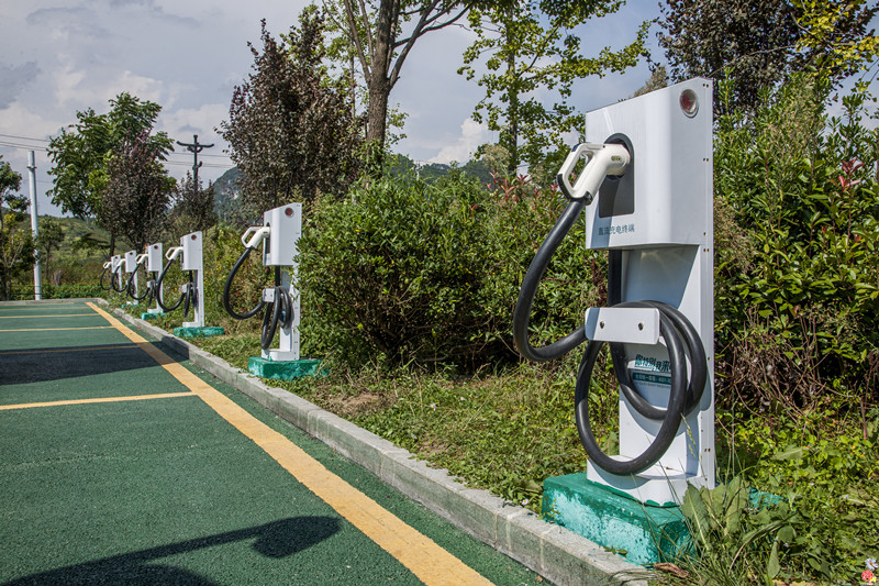山东发文助推新能源汽车下乡 充电基础设施保有量将超45万台