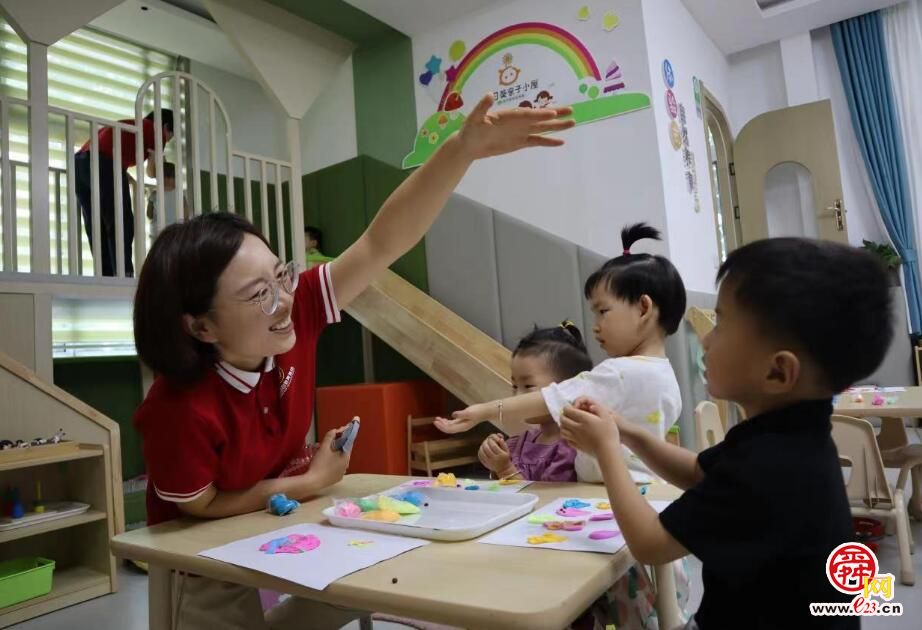 融媒·见证丨0-3岁婴幼儿谁来照护？济南首家社区专业托育服务机构获国家卫健委点赞