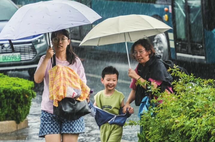 台风蓝色预警解除，但周末全省有雨