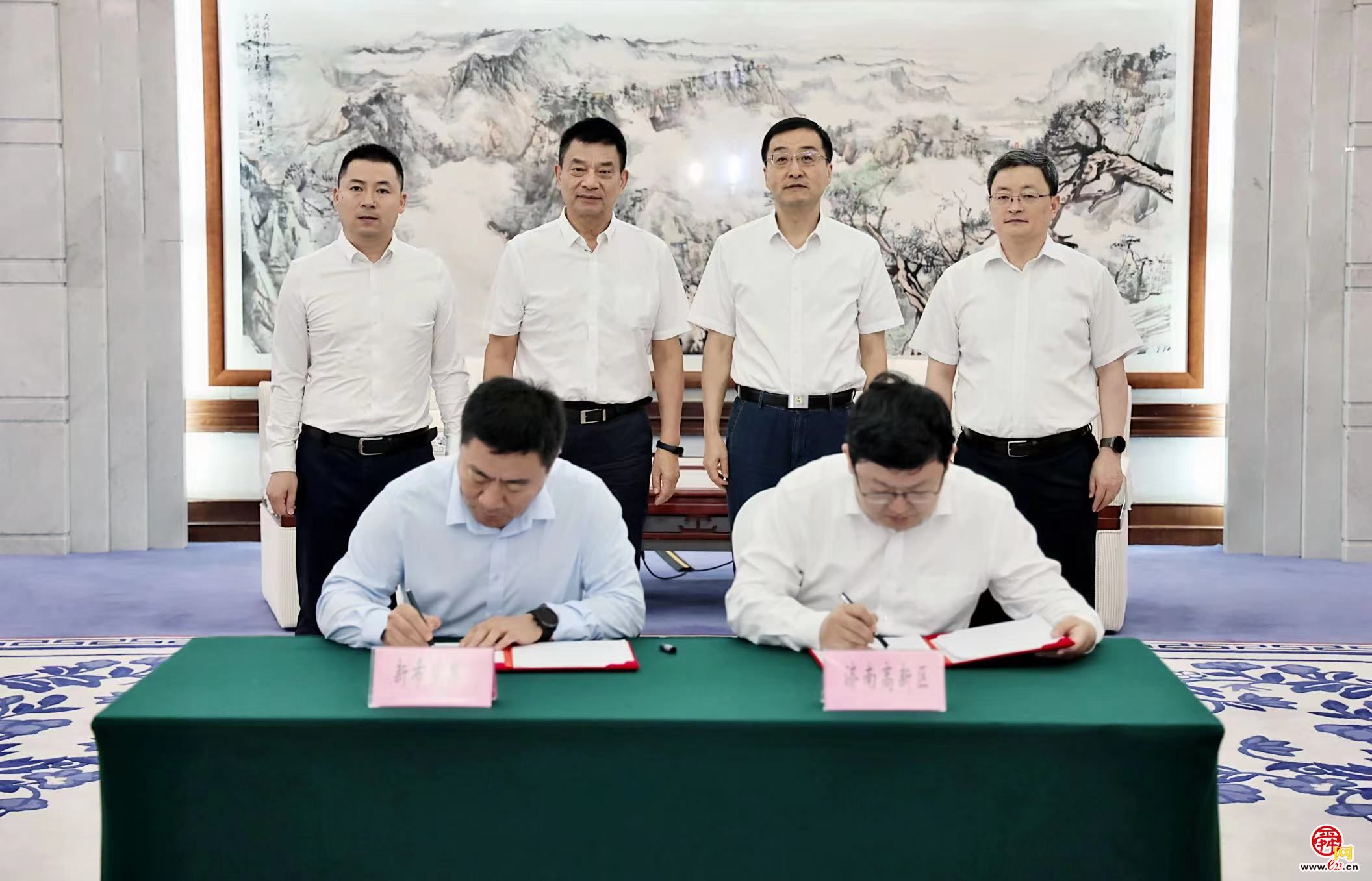 济南高新区与新希望六和集团签署战略合作协议 刘强于海田会见刘永好一行并见证签约