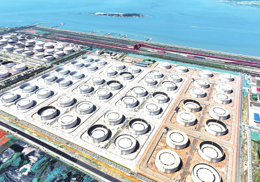 国内沿海港口最大的单体油品库区在青岛投产运营
