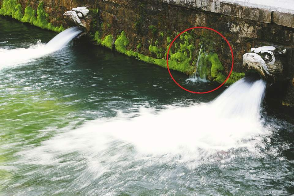 New Gushing Hole on Ji’nan Heihu Spring Wall