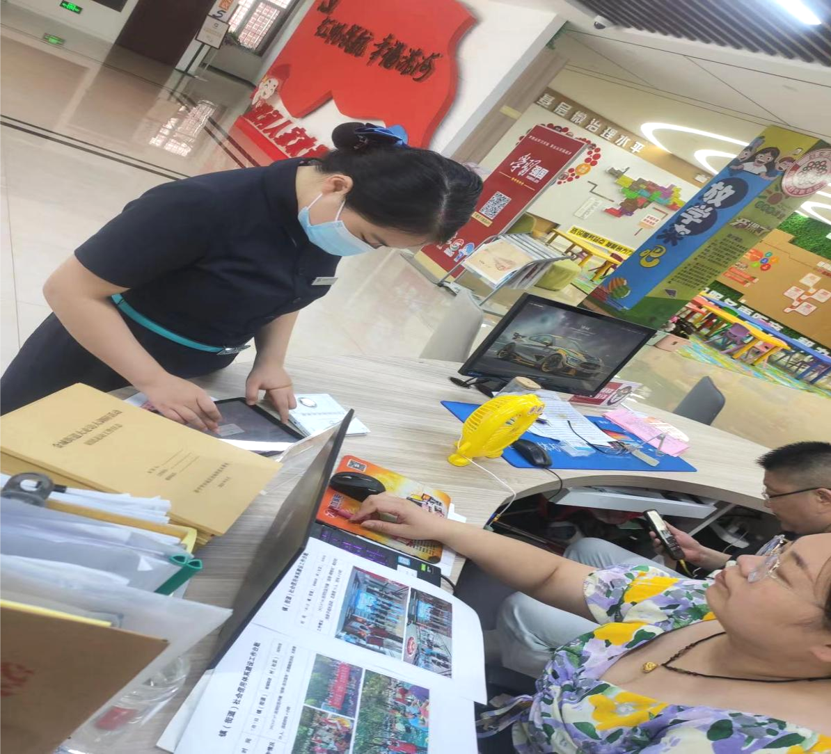 民生银行济宁任城支行开展普及金融知识、守住“钱袋子”宣传活动