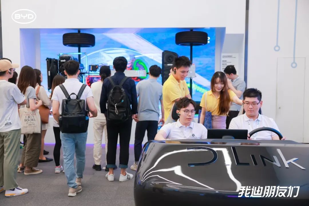 哈佛、牛津、斯坦福大学等全球顶尖高校人才走进比亚迪