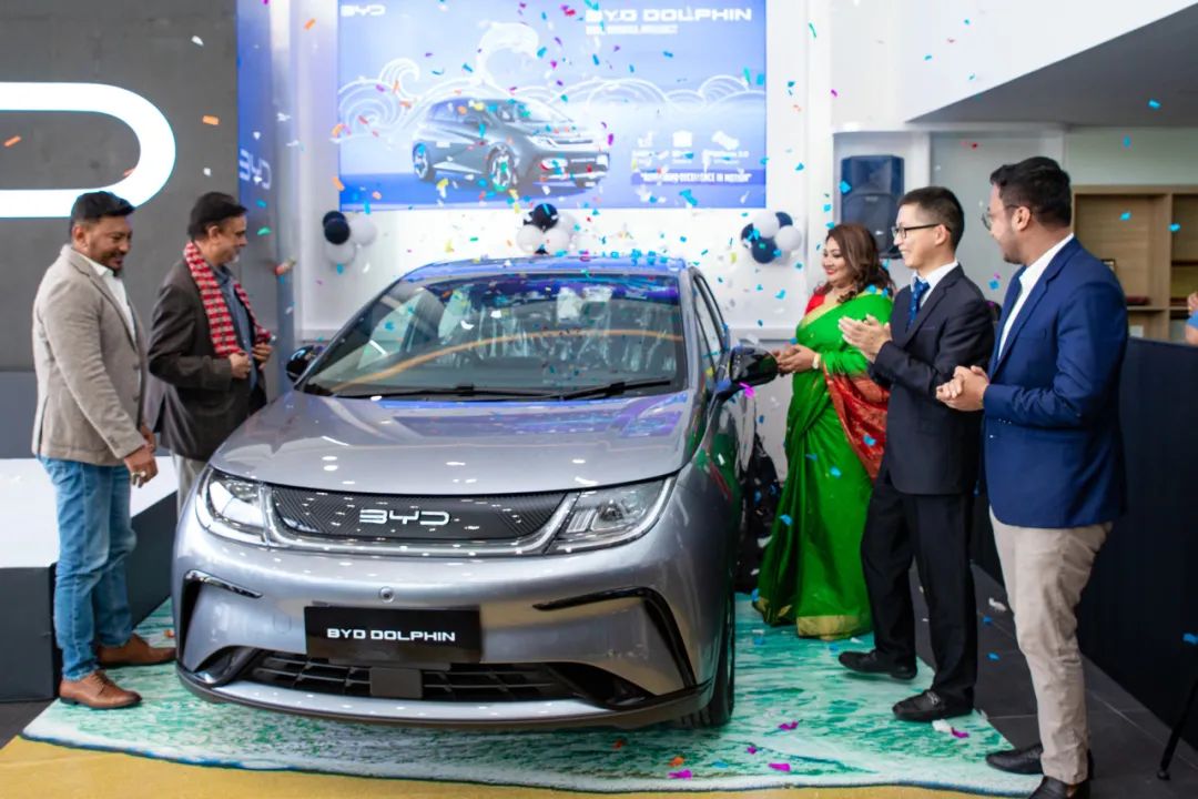 BYD DOLPHIN在尼泊尔上市 诠释海洋美学