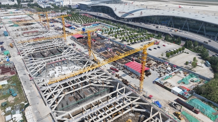 济南国际机场综合交通枢纽工程（一阶段）临机区间首段顶板封顶
