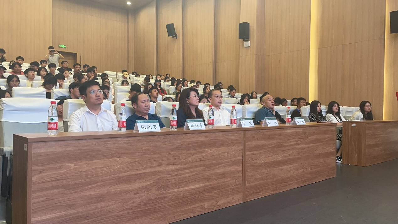 金融知识 护航成长——平安银行泰安分行走进山东农业大学