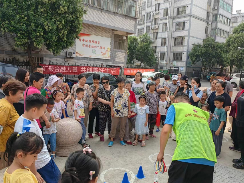 民生银行济宁任城支行开展2023年“金融消费者权益保护宣传月”宣传活动