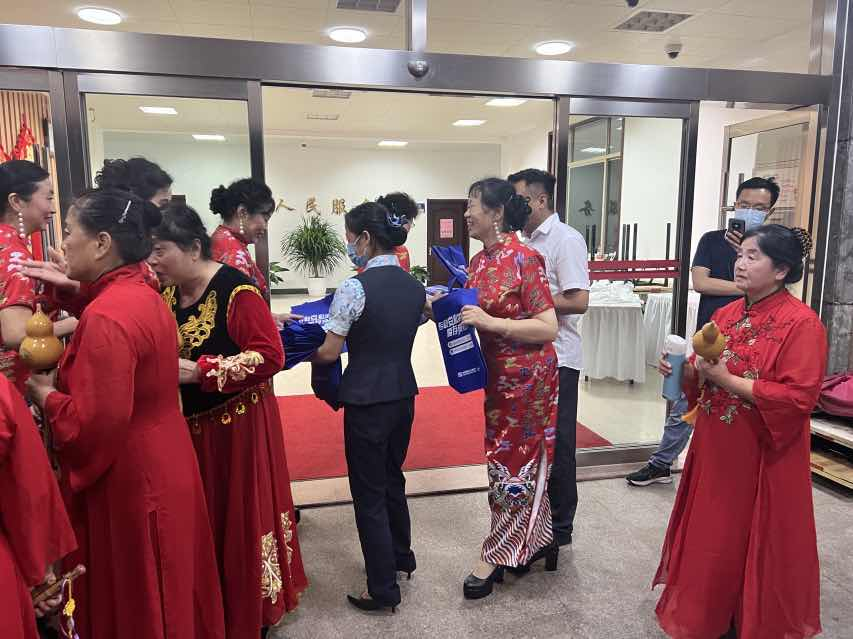 民生银行济南分行营业部黄金九九社区支行消保宣传进社区