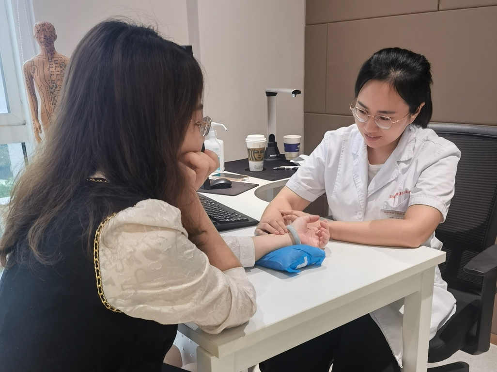 平安银行济南分行健康之旅2.0“心脑腰椎颈椎 专项检测活动“圆满成功