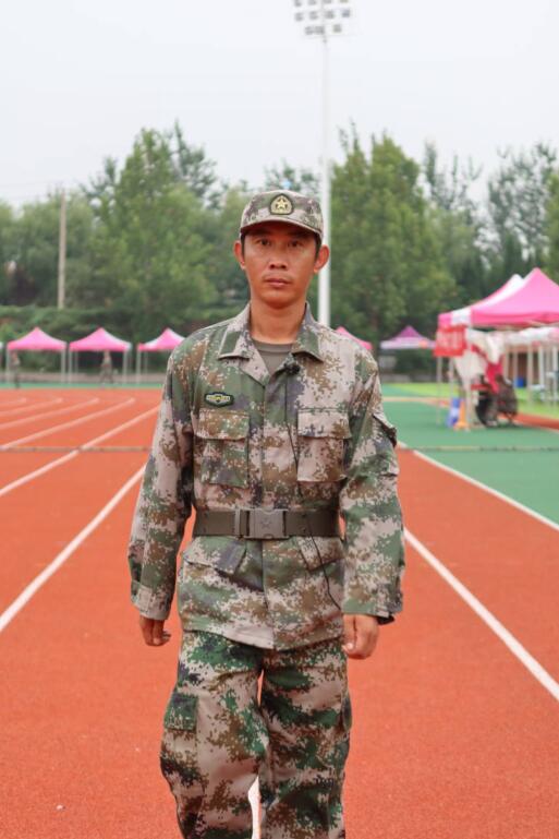 融媒·先锋丨　“治愈系”教官走红后：“我不想当网红，我更希望咱们的中医成网红”