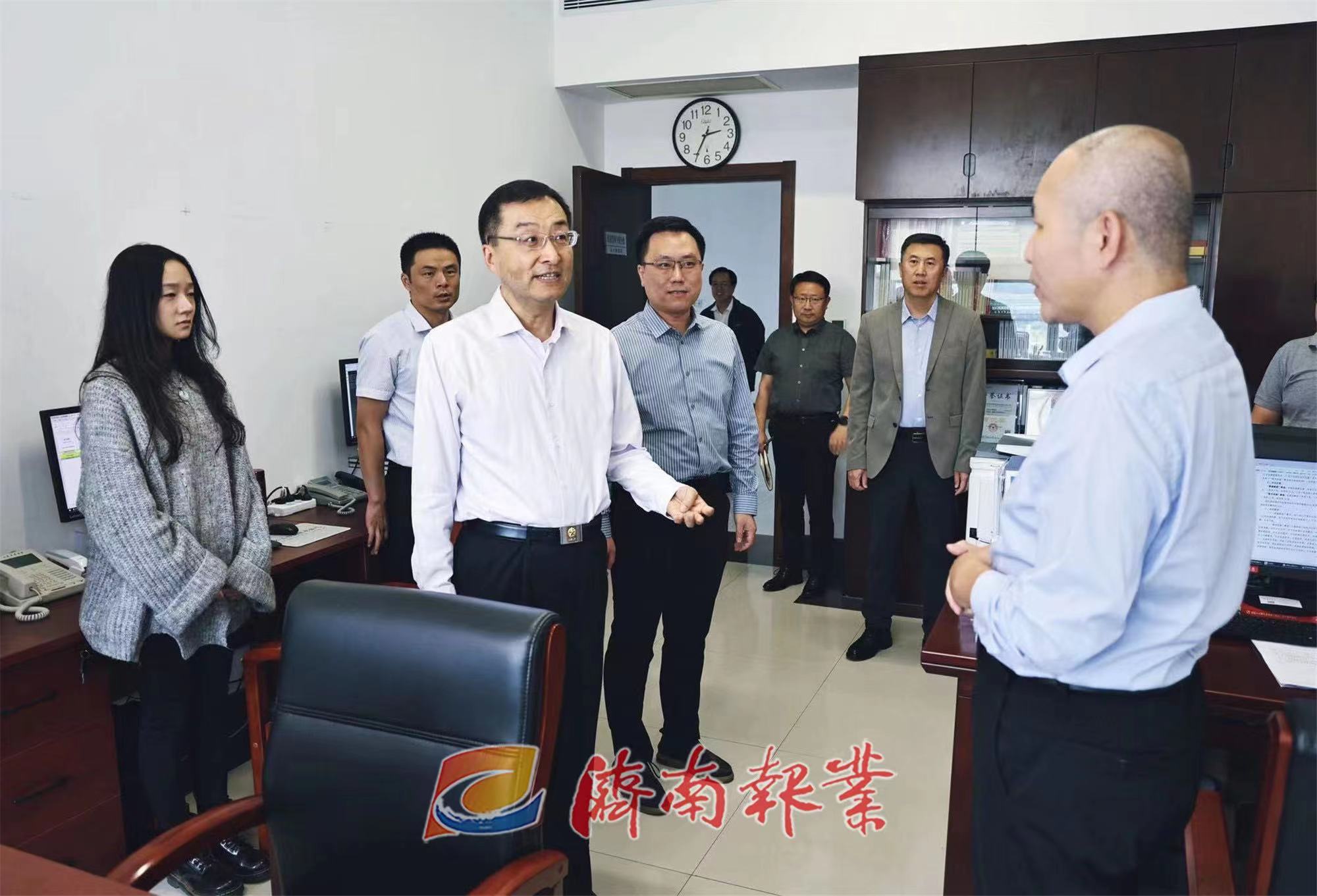 刘强调研数字济南建设并召开工作座谈会强调 不断拓展数字化应用场景推动数字济南建设走深走实