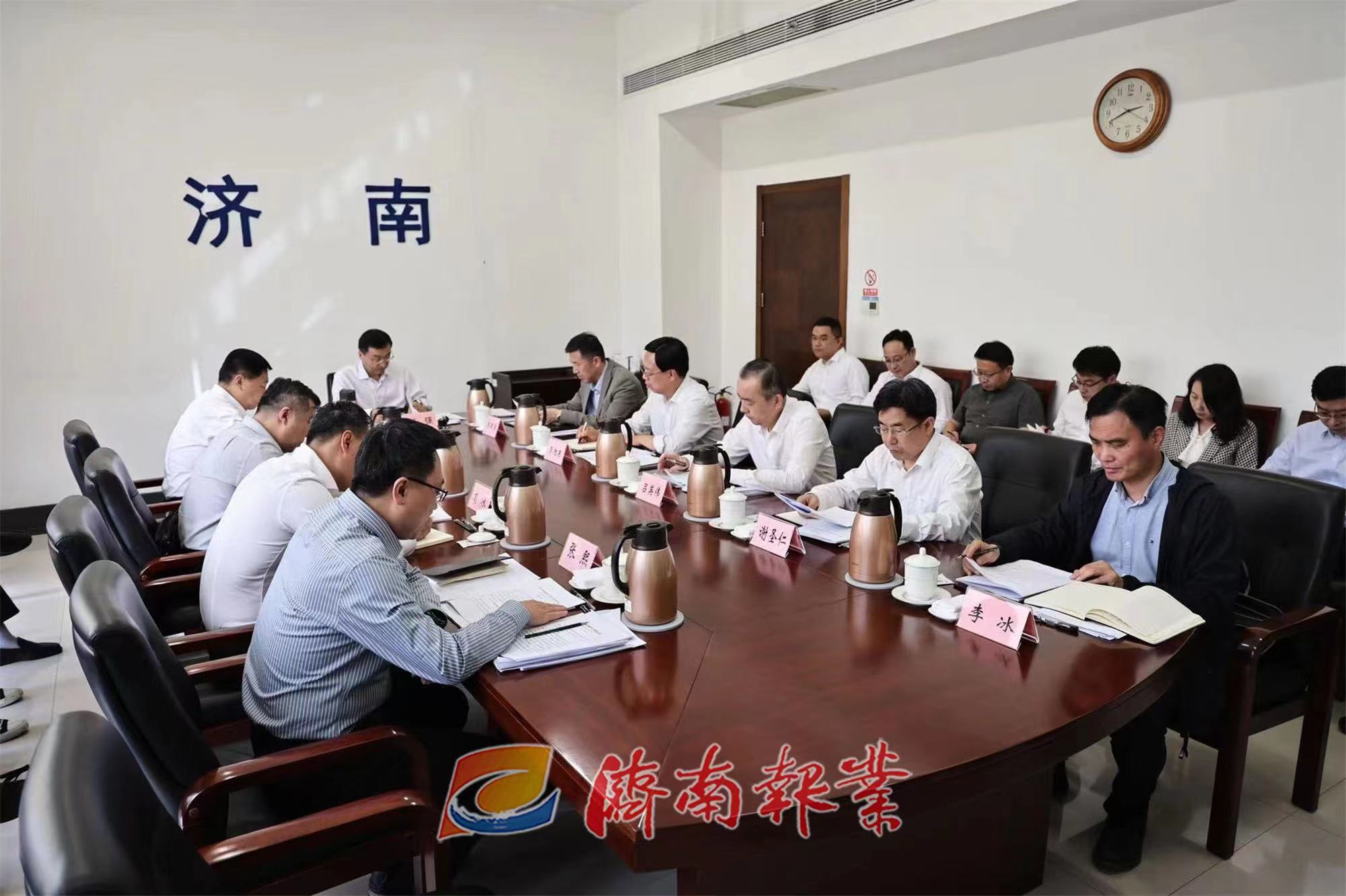 刘强调研数字济南建设并召开工作座谈会强调 不断拓展数字化应用场景推动数字济南建设走深走实