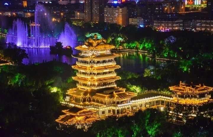 乐游乐食良辰美景 文化泉城好戏连台