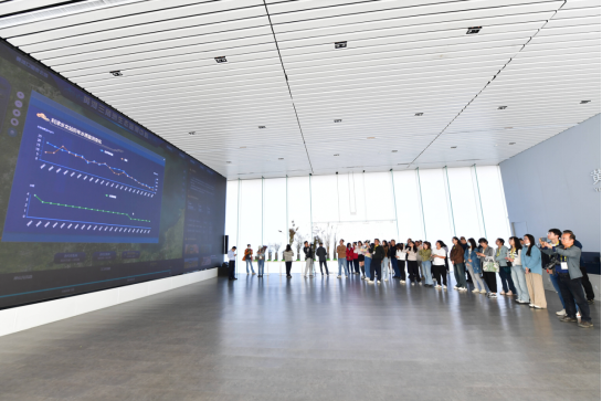 沿着黄河遇见海｜20余万亩湿地补一遍水只需4天 东营探索黄河口湿地修复模式