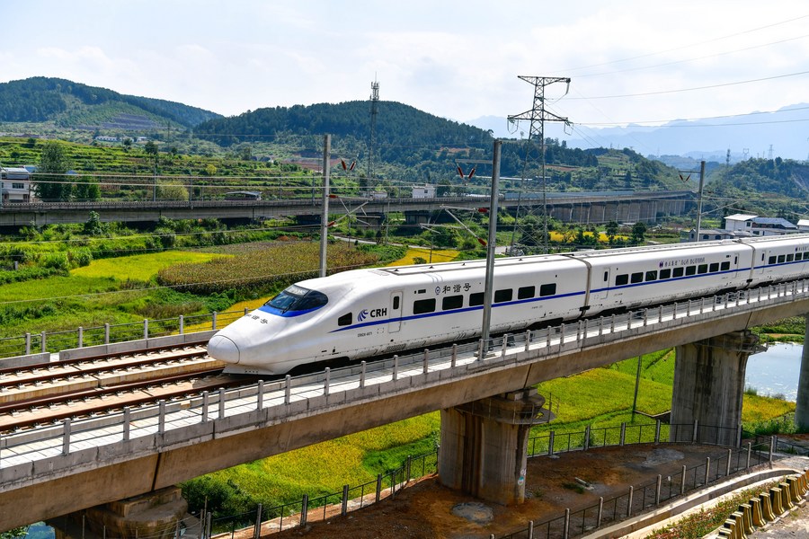 Инвестиции Китая в железнодорожный сектор выросли на 7,1 проц. с января по сентябрь 2023 года