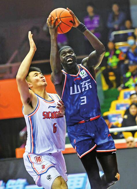 山东男篮首发变阵 沙约克成为球队奇兵