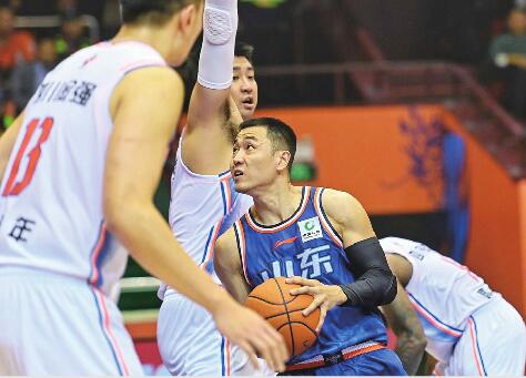 青岛队“青春风暴”劲吹 山东男篮该如何定位？