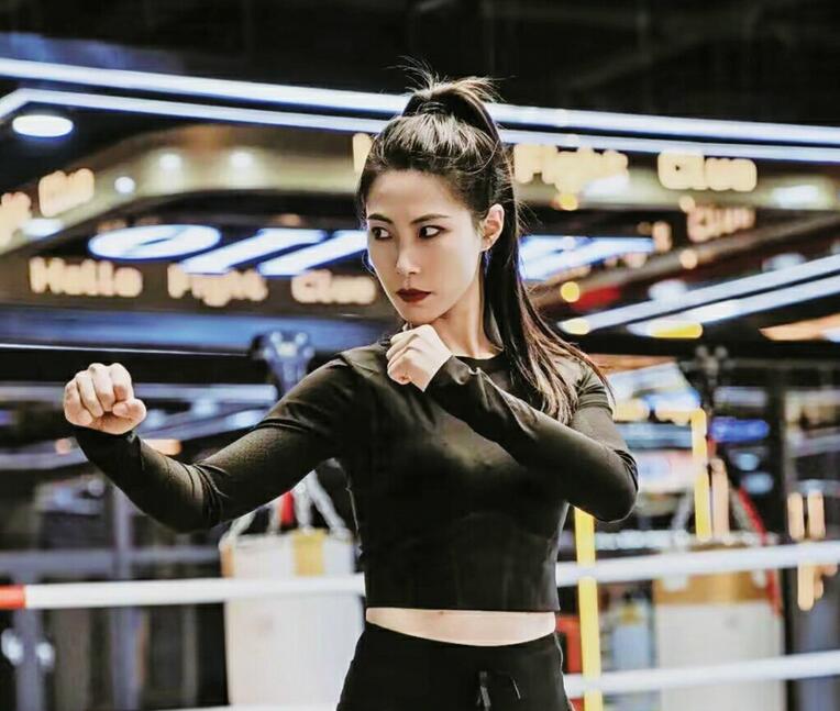 用女子力量，展现酷酷的正能量