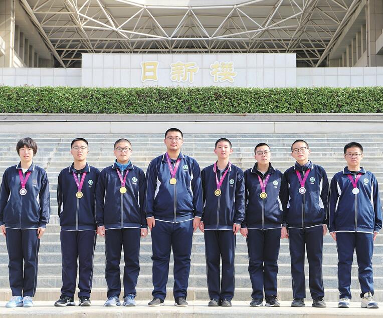 全国化学奥赛历城二中斩获5金3银 2位学生入选国家集训队并被保送至北京大学